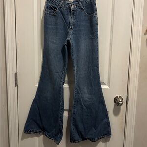 Delias bell bottom flares